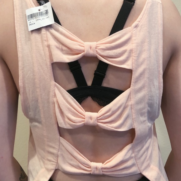 Rare Brandy Bow Top - Picture 4 of 6